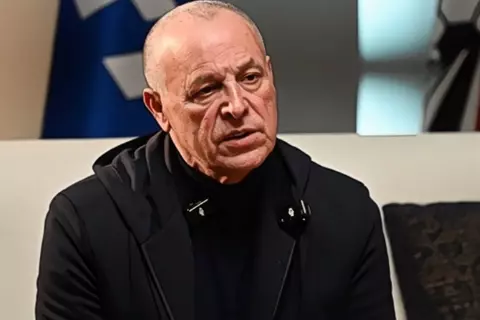 أبو ريدة: ما يحدث لأهل غزة مررنا به في بورسعيد.. وبدأت في كاف من لجنة "الرؤساء" حاليًا